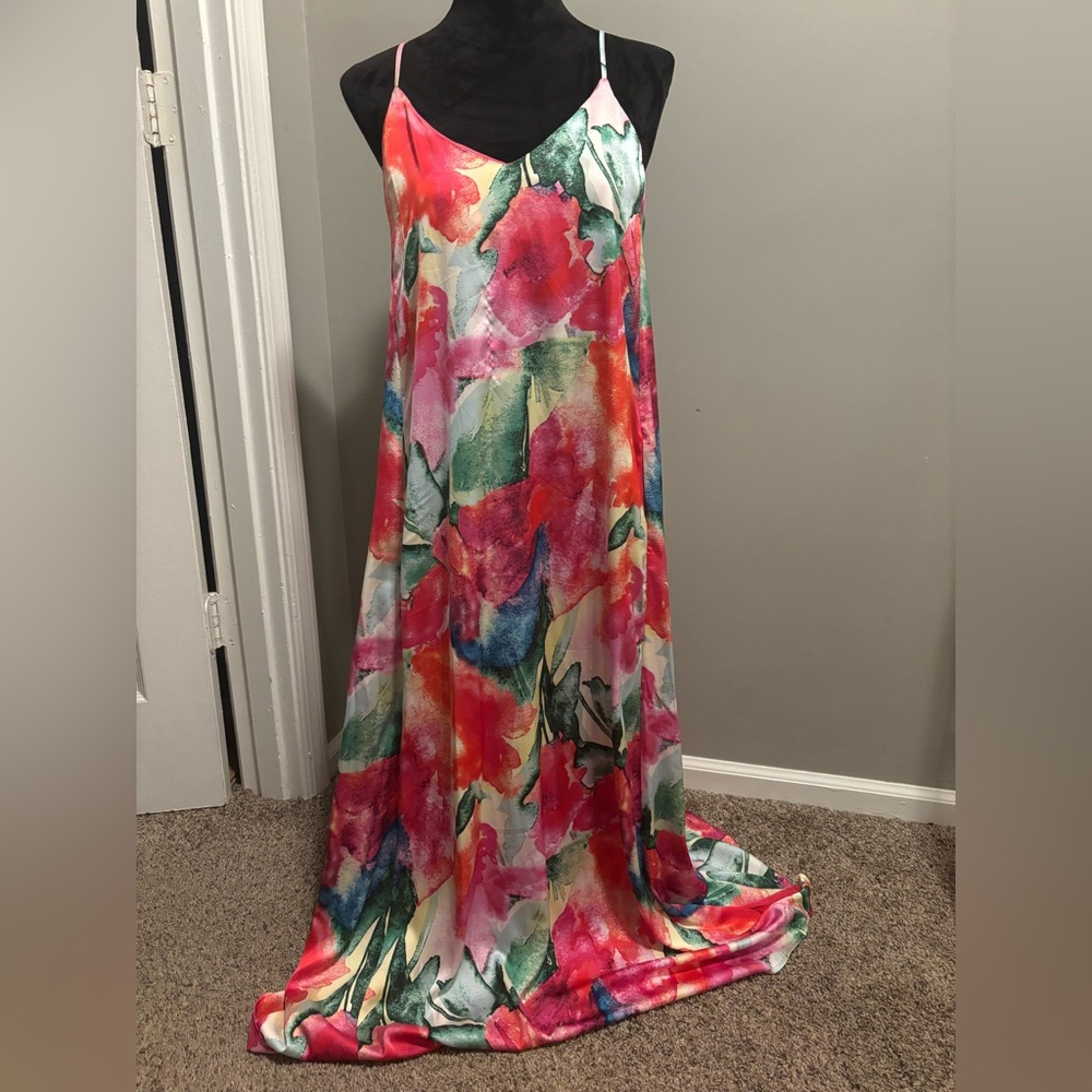 Tahari Arthur S. Levine Multicolor Floral Print Maxi Dress in Size Small - Picture 4 of 12